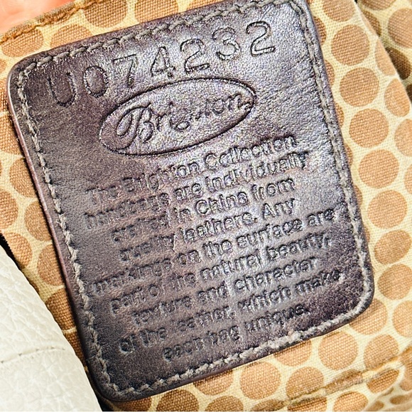 Brighton hobo bag leather shoulder artisan hardware contrast trim cream tan - Picture 2 of 13